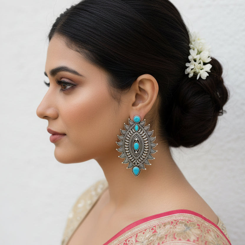 Oval drop stud earrings (Sky Blue)