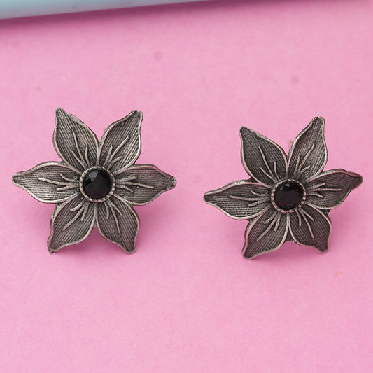 Minima-lily stud earrings (Black)