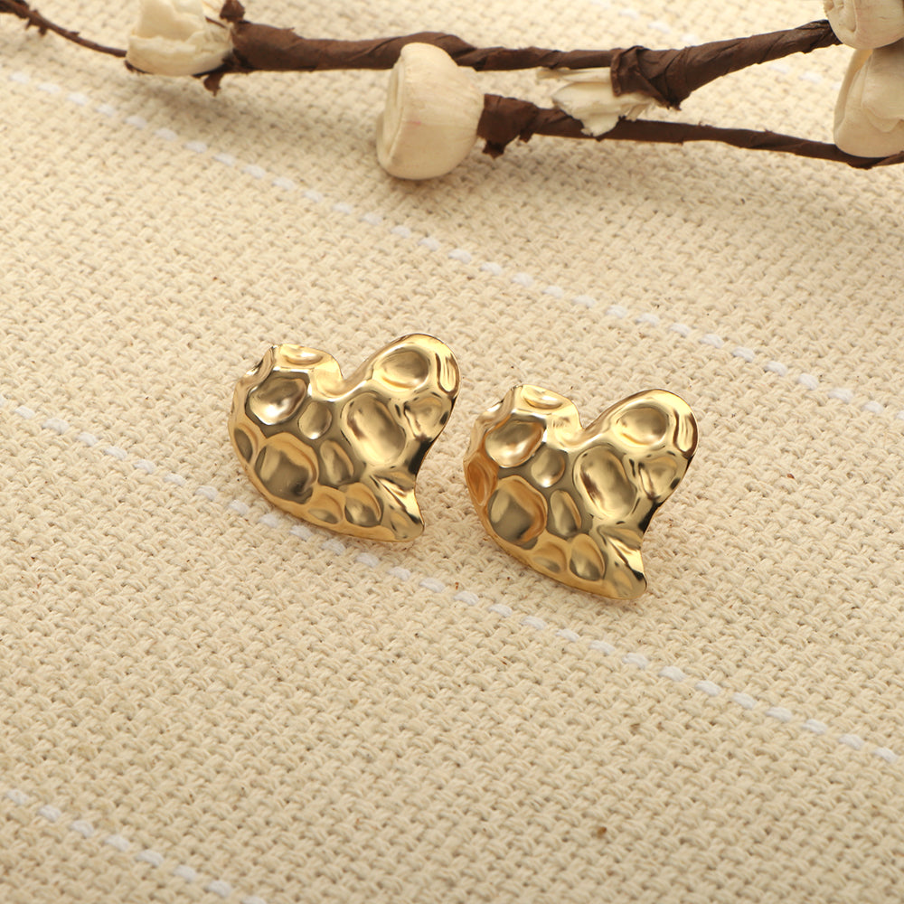 Heart Glow- Golden Stud Earrings