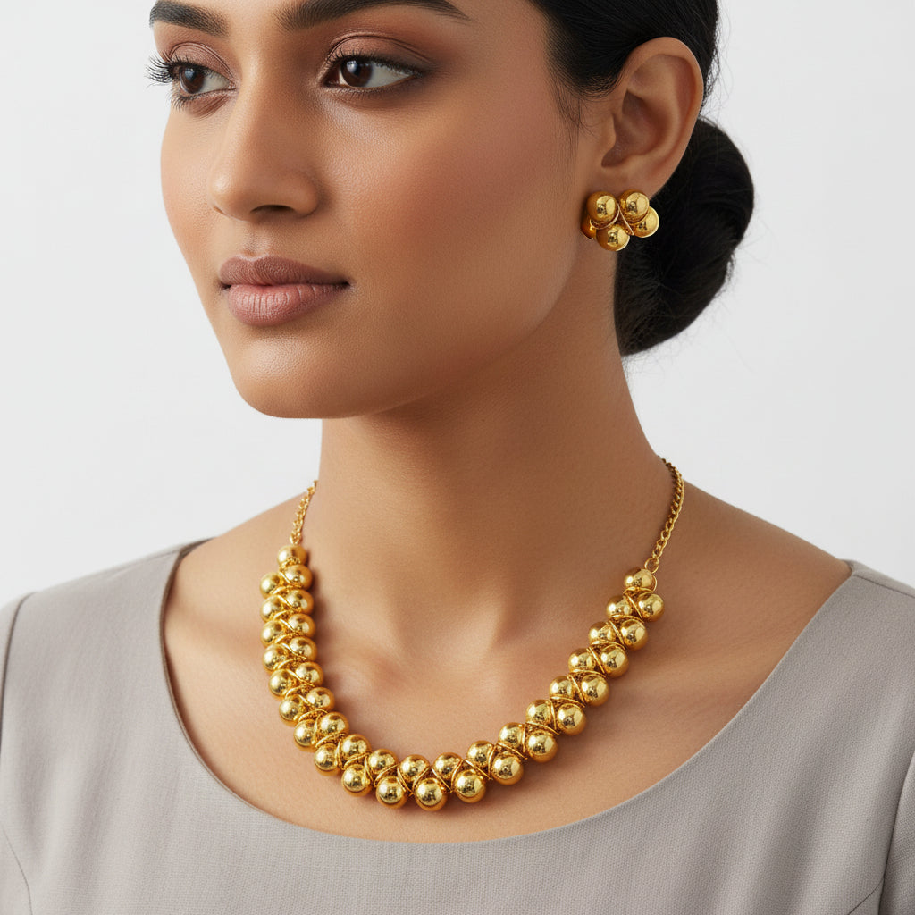 Moonlit pearl choker neckpiece