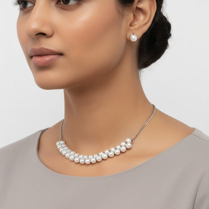 Moonlit pearl choker neckpiece
