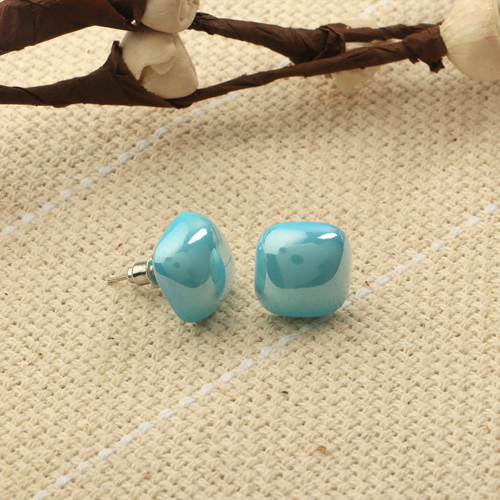 Clean Glow- Stone Stud Earrings