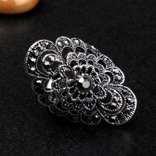 Metallic adjustable Ring