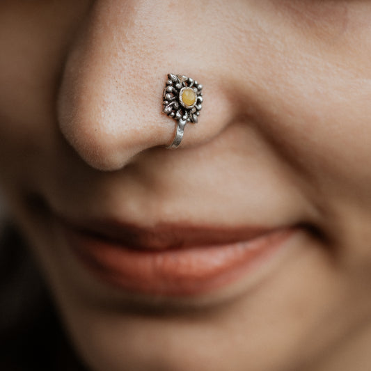 Stone Studded Beautiful Nosepin