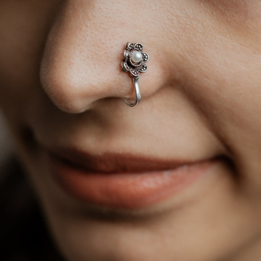 Stone Studded Beautiful Nosepin