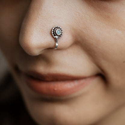 Twinkle dot stone studded nosepin (Mint)