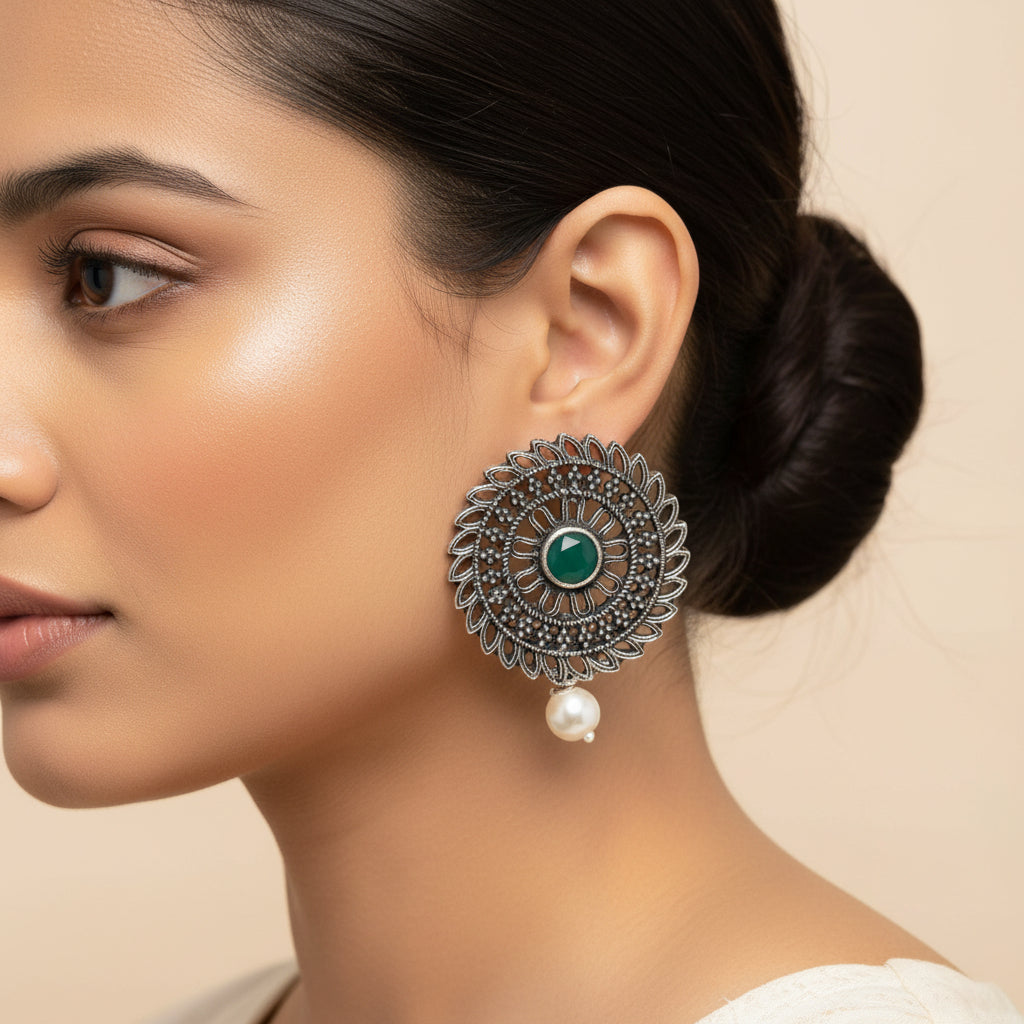 Charming Chakra stud earrings (Green)