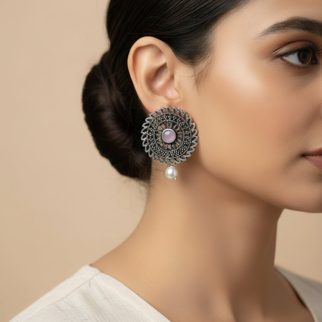 Charming Chakra stud earrings (Baby Pink)