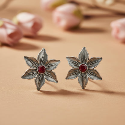 Minima-lily stud earrings (Dark Maroon)