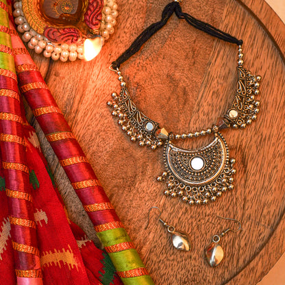 Gorgeous ghunghroo oxidised neckpiece (Silver)