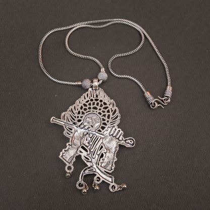 Bansuri Pendent Chain Set
