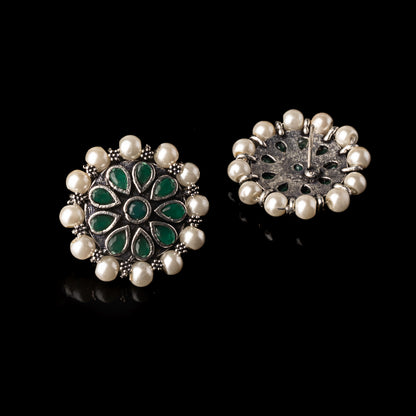 Stylish Brass Piped Neckpiece With Earrings Embellished With Green Stone And Pearls