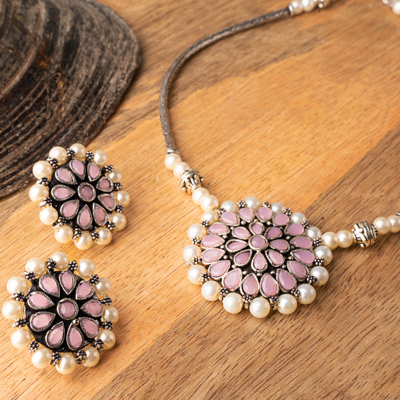 Stylish Brass Piped Neckpiece With Earrings Embellished With Baby Pink Stone And Pearls
