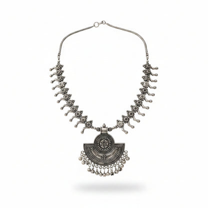 NEW Neckpiece