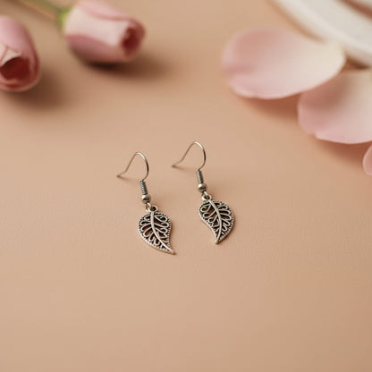 Silver Leaf Dangle Earring