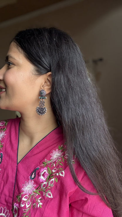 Enchanted Swing dangler earring (Green)