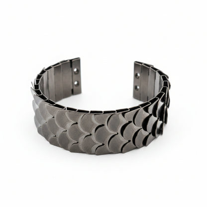 Flexible Metallic Link Bracelet