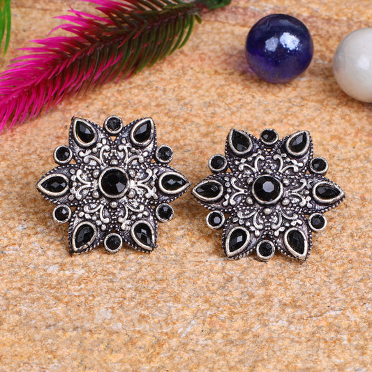 flower-alpana stud earrings (Black)