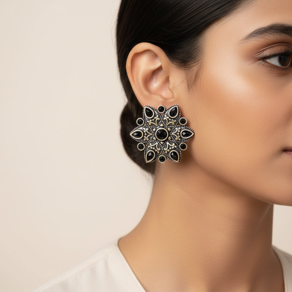 flower-alpana stud earrings (Black)