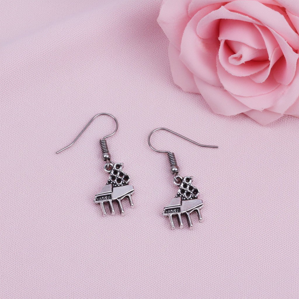Harmony charm dangler earrings (Silver)