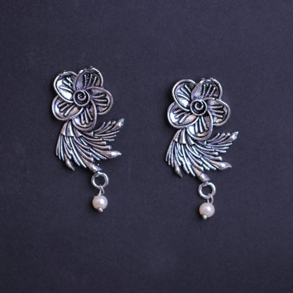 Flowerleaf Shaped Silver Polished Oxidised Studs With Hanging Pearls