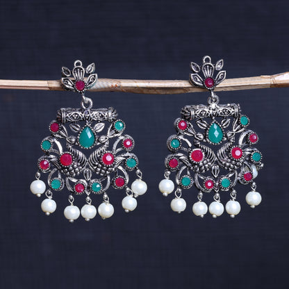 The Cascade Beauty with Pearl Rain- Multicoloured