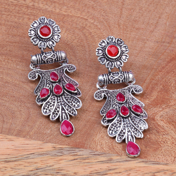 Red Stone Studded Rajwada Style Oxidised Earrings