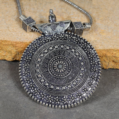 Chakra rangoli oxidised chain neckpiece (Silver)