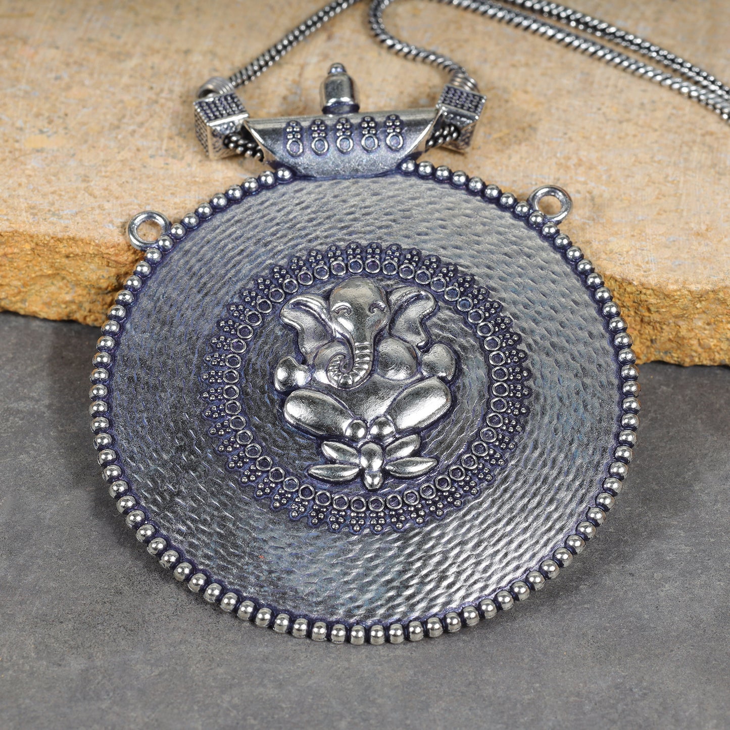 Ganesha Round Pendent Chain Set