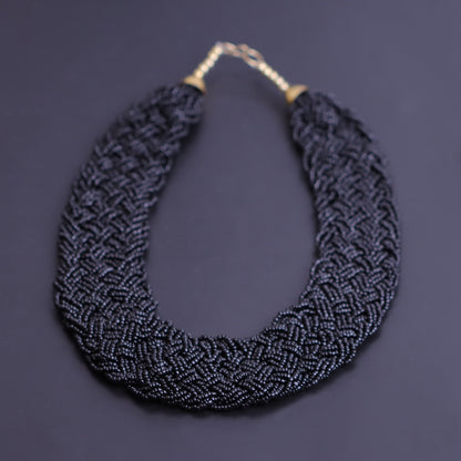 The Beauteous Braided Criss-Cross Beaded Neckpiece (Black)